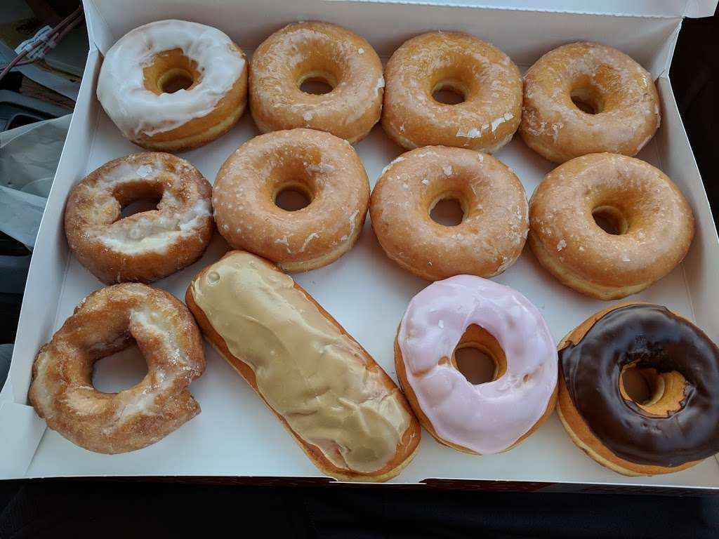 Dunkin | 410 Napa Junction Rd Suite 100, American Canyon, CA 94503, USA | Phone: (707) 320-0685