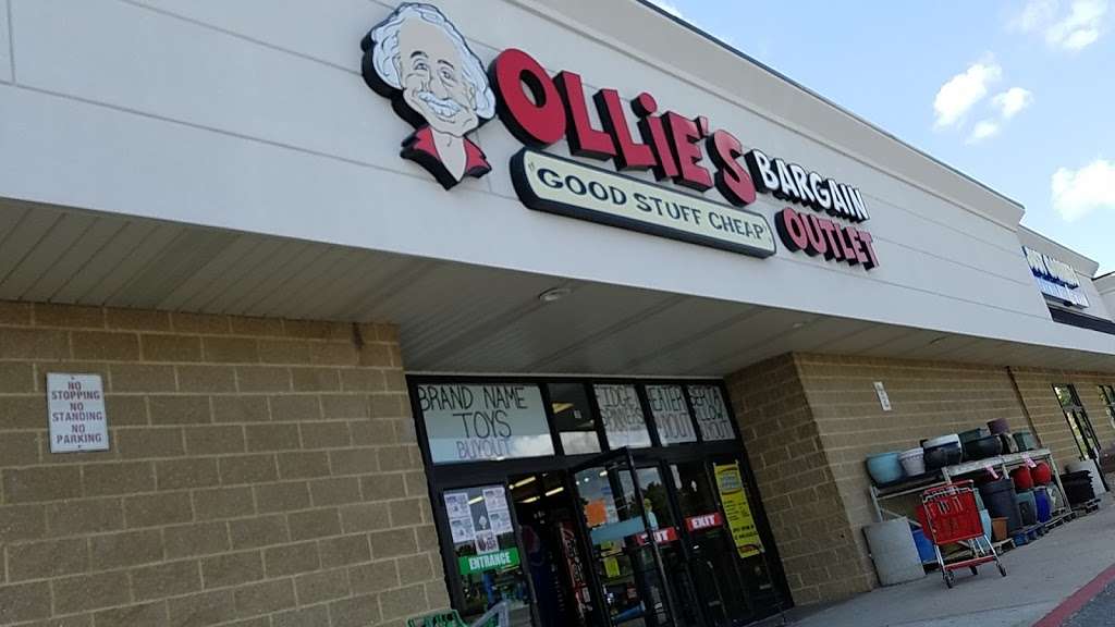 Ollies Bargain Outlet | Aberdeen Shopping Plaza Aberdeen #20, Aberdeen, MD 21001, USA | Phone: (410) 273-0244