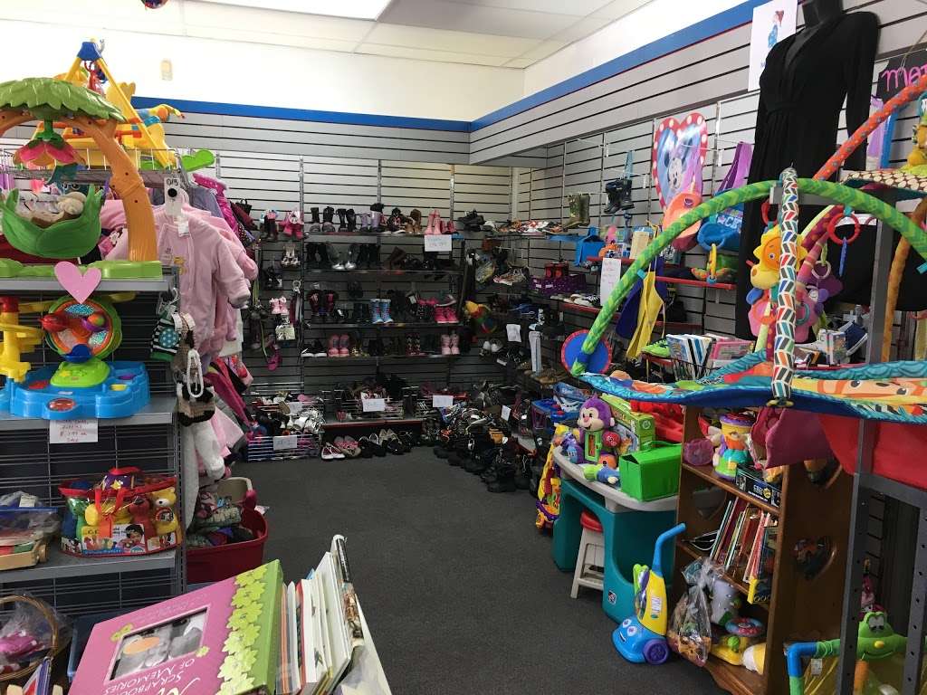 KIDDY KORNER Childrens Resale | 3716 W Elm St, McHenry, IL 60050, USA | Phone: (815) 578-9185