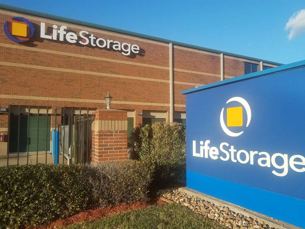 Life Storage | 5960 W Main St, League City, TX 77573, USA | Phone: (281) 725-6438