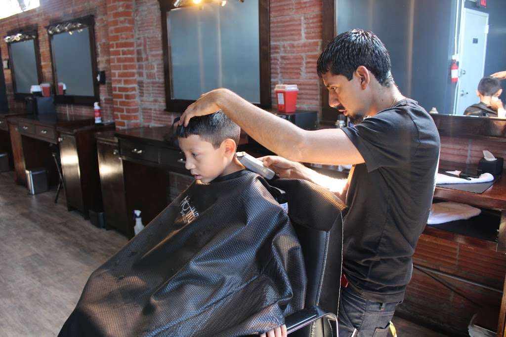 No Lines Barber Studio | 1401 Sterrett St #202, Houston, TX 77002, USA | Phone: (832) 696-3485