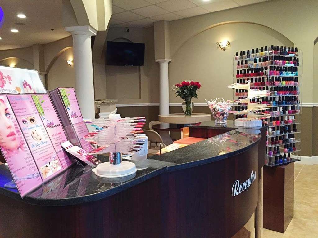 Lavish Nails and Spa | 11951 International Drive South, Suite C1, Orlando, FL 32821, USA | Phone: (407) 778-5000