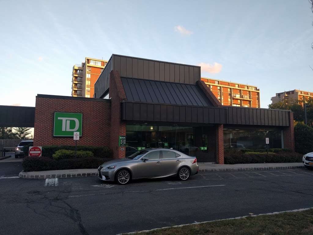 TD Bank | 1400 Palisade Ave, Fort Lee, NJ 07024, USA | Phone: (201) 947-8938