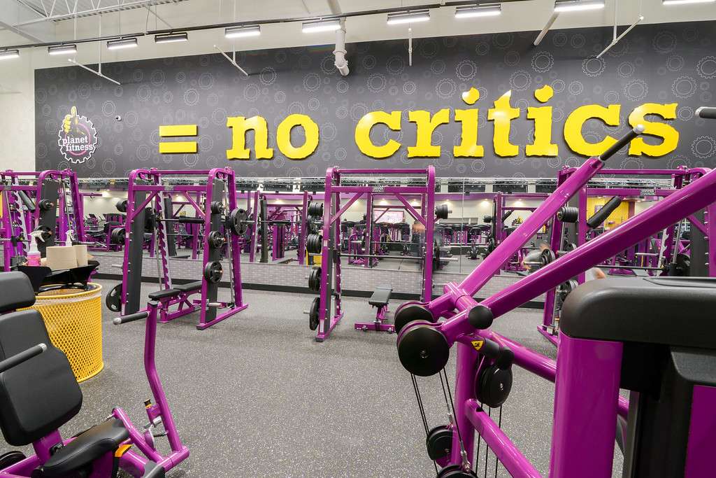 Planet Fitness | 1901 E 37th Ave, Hobart, IN 46342, USA | Phone: (219) 940-3956