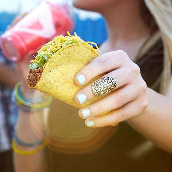 Taco Bell | 2144 S Harbor Blvd, Anaheim, CA 92802, USA | Phone: (714) 638-3429