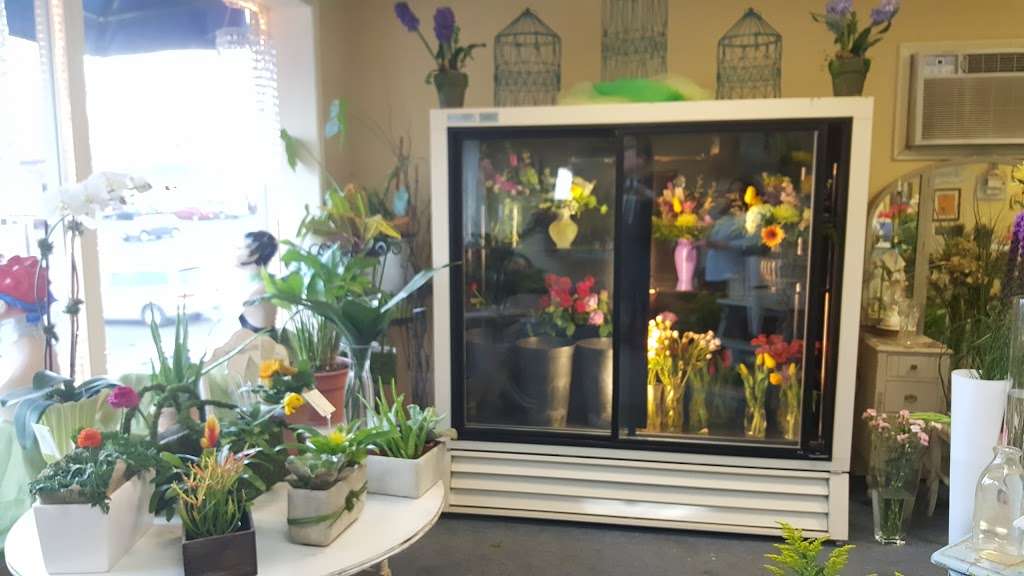 Beths Flower Boutique | 369 Easton Rd, Horsham, PA 19044, USA | Phone: (215) 672-8901