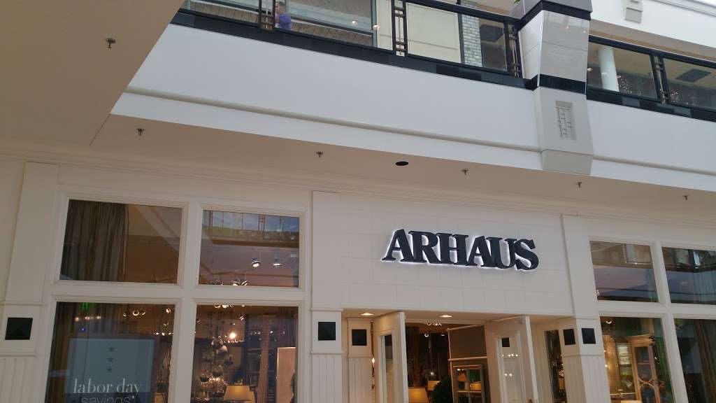 Arhaus | 690 W Dekalb Pike, King of Prussia, PA 19406, USA | Phone: (610) 265-1879