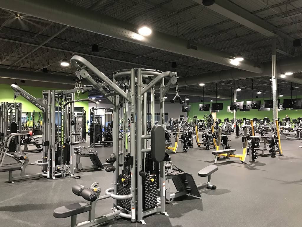 Zone Athletic Club Denver | 7150 Leetsdale Dr, Denver, CO 80224, USA | Phone: (303) 322-3217