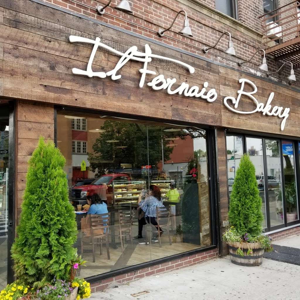 Il Fornaio Bakery Cafe | 29-14 30th Ave, Astoria, NY 11102, USA | Phone: (718) 267-0052