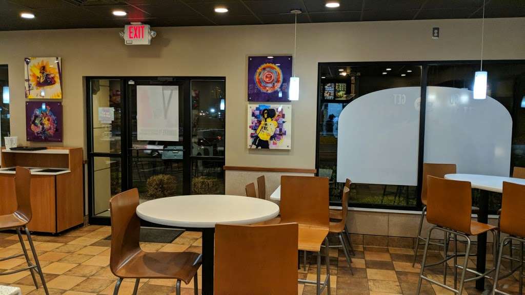 Taco Bell | 2020 Tonnelle Ave, North Bergen, NJ 07047, USA | Phone: (201) 422-9666