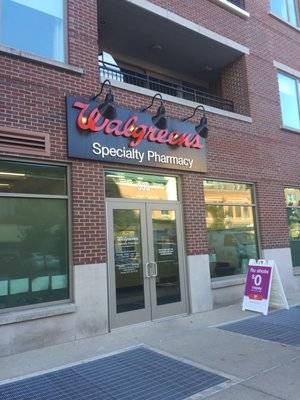 Walgreens | 1530 N Meridian St, Indianapolis, IN 46202, USA | Phone: (317) 261-1753