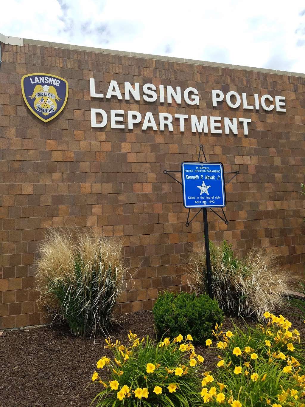 Lansing Police Department | 2710 E 170th St, Lansing, IL 60438, USA | Phone: (708) 895-7150