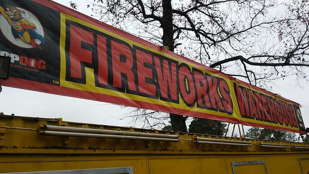 TopDog Fireworks Express | 6110 FM 1960, Humble, TX 77346, USA