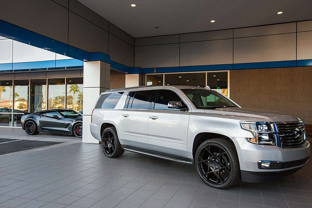 Earnhardt Chevrolet | 2121 N Arizona Ave, Chandler, AZ 85225, USA | Phone: (480) 899-0131