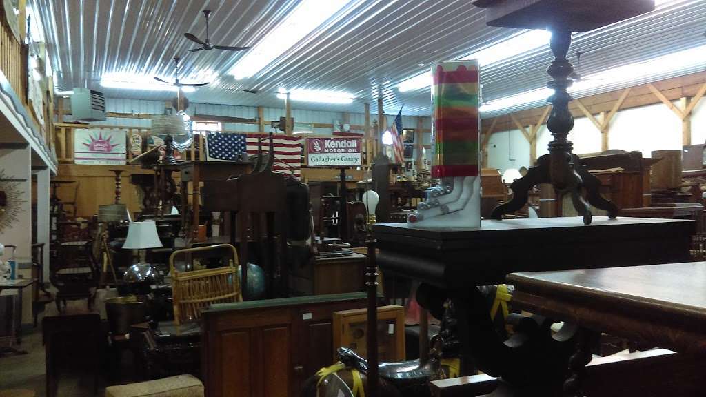 Red Barn Antiques | 56 New Egypt Cookstown Rd, New Egypt, NJ 08533, USA | Phone: (609) 758-9152