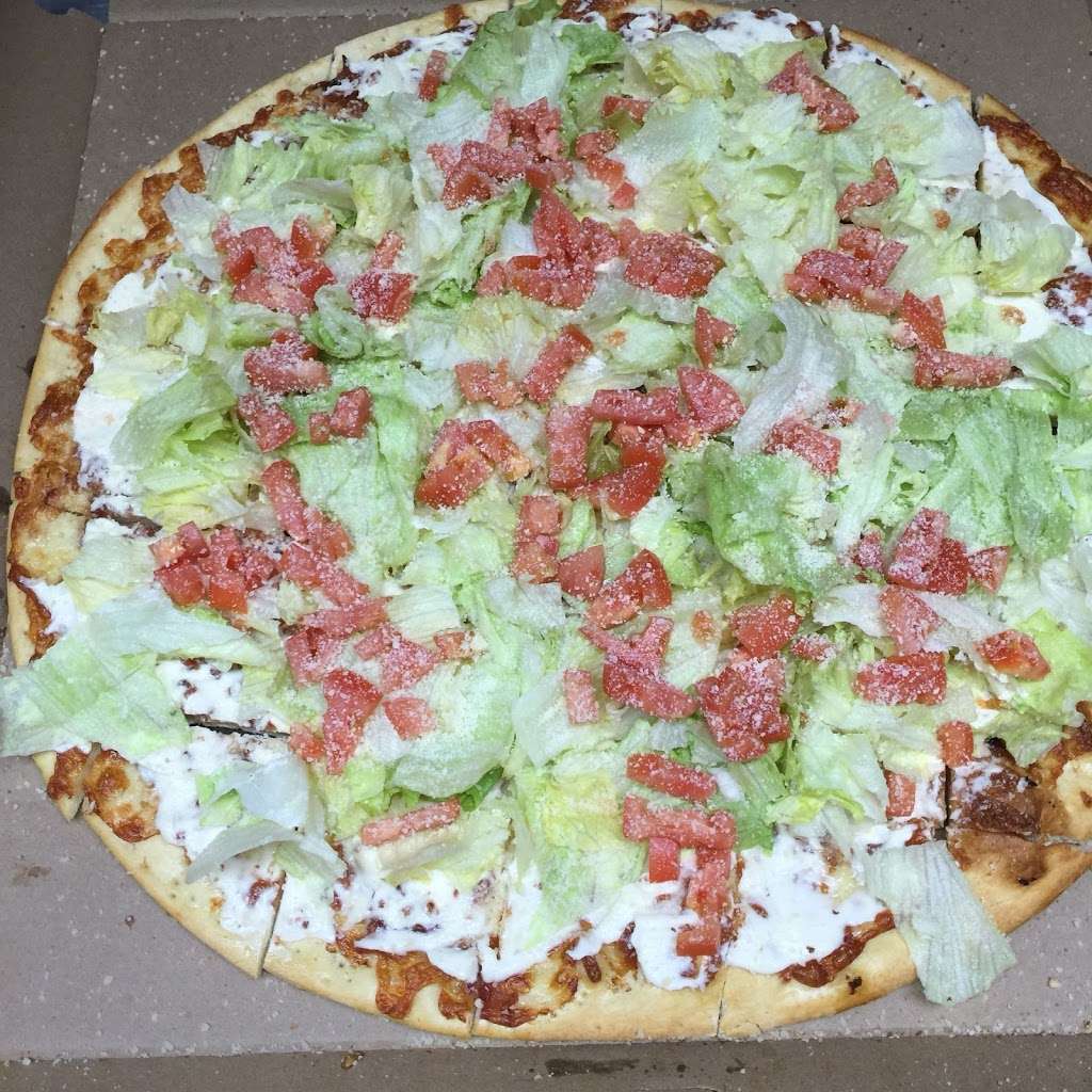 Ambrogis Pizza | 107 Valley Dr h, Elburn, IL 60119, USA | Phone: (630) 365-2777