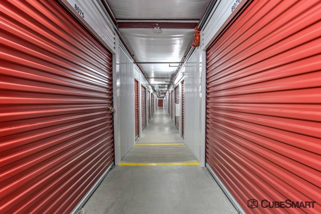 CubeSmart Self Storage | 7201 North Fwy, Fort Worth, TX 76131, USA | Phone: (817) 232-7883