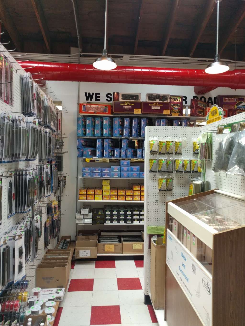 Berwyns Toy & Trains | 7025 Ogden Ave, Berwyn, IL 60402, USA | Phone: (708) 484-4384