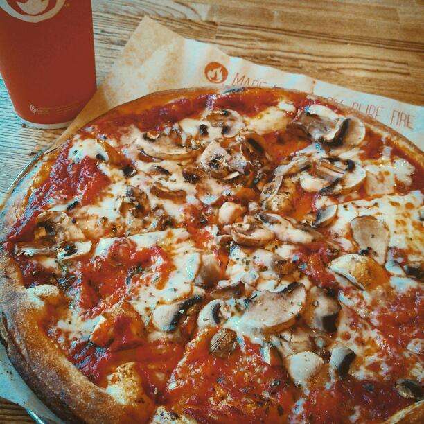 Blaze Pizza | 1100 W Montgomery Ave, Philadelphia, PA 19122, USA | Phone: (215) 325-9878