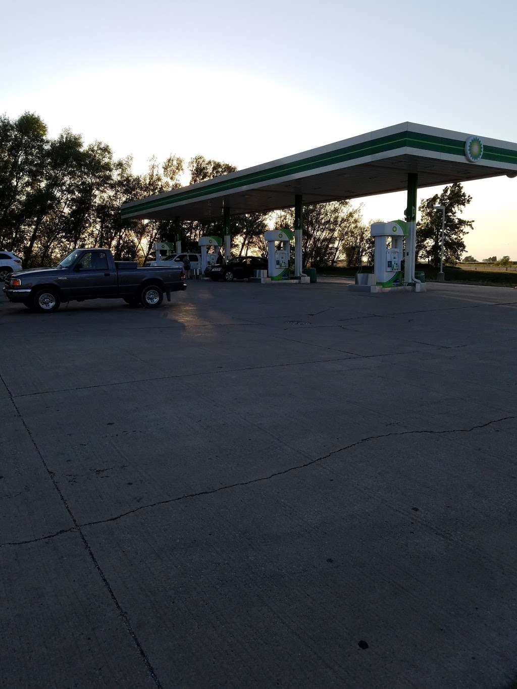 BP | 1740 P J Keller Hwy, Lexington, IL 61753, USA | Phone: (309) 365-6003