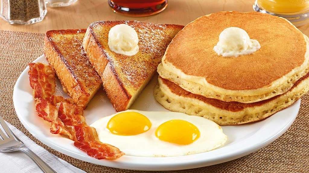 Dennys | 11261 W Colonial Dr, Ocoee, FL 34761, USA | Phone: (407) 877-8105