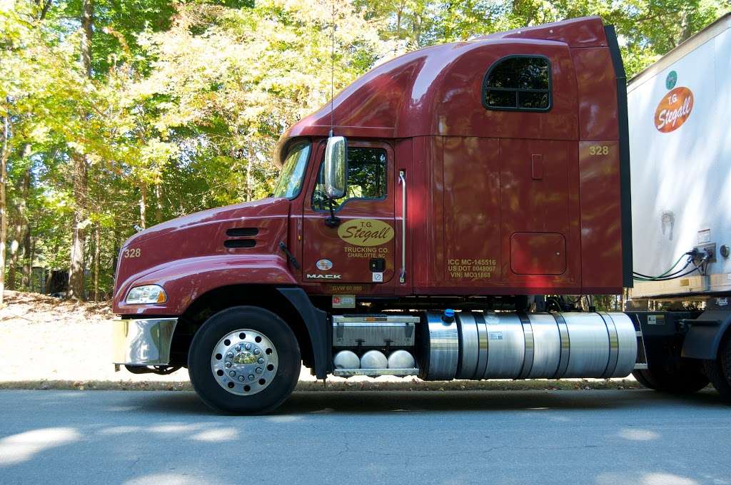 TG Stegall Trucking Company | 8100 E Independence Blvd, Charlotte, NC 28227, USA | Phone: (704) 343-8533