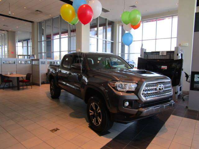 Apple Valley Toyota | 650 Foxcroft Ave, Martinsburg, WV 25401, USA | Phone: (304) 313-4010