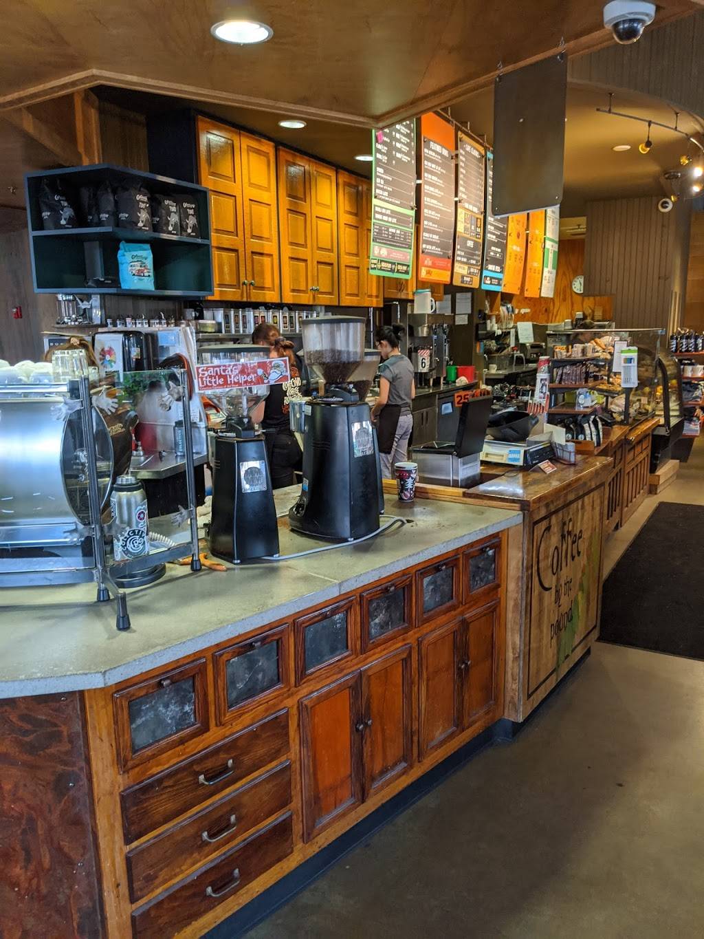 Colectivo Coffee of Shorewood | 4500 N Oakland Ave, Shorewood, WI 53211, USA | Phone: (414) 312-8295