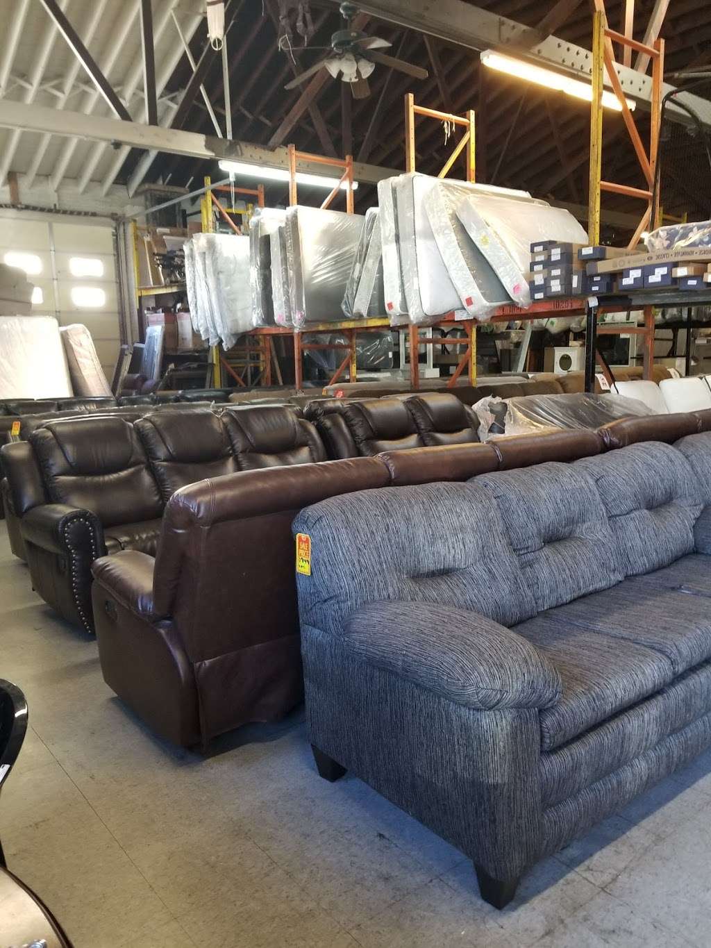 Cicero Furniture Liquidators | 5105 W 25th St, Cicero, IL 60804, USA | Phone: (708) 656-0413