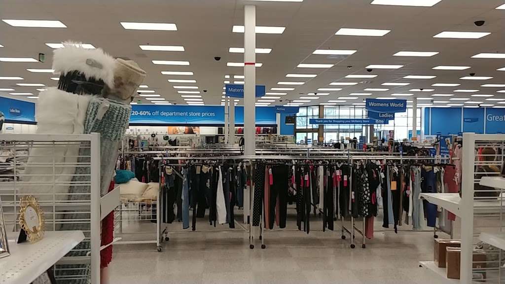 Ross Dress for Less | 3328 Shoppers Dr, McHenry, IL 60051, USA | Phone: (815) 344-7835