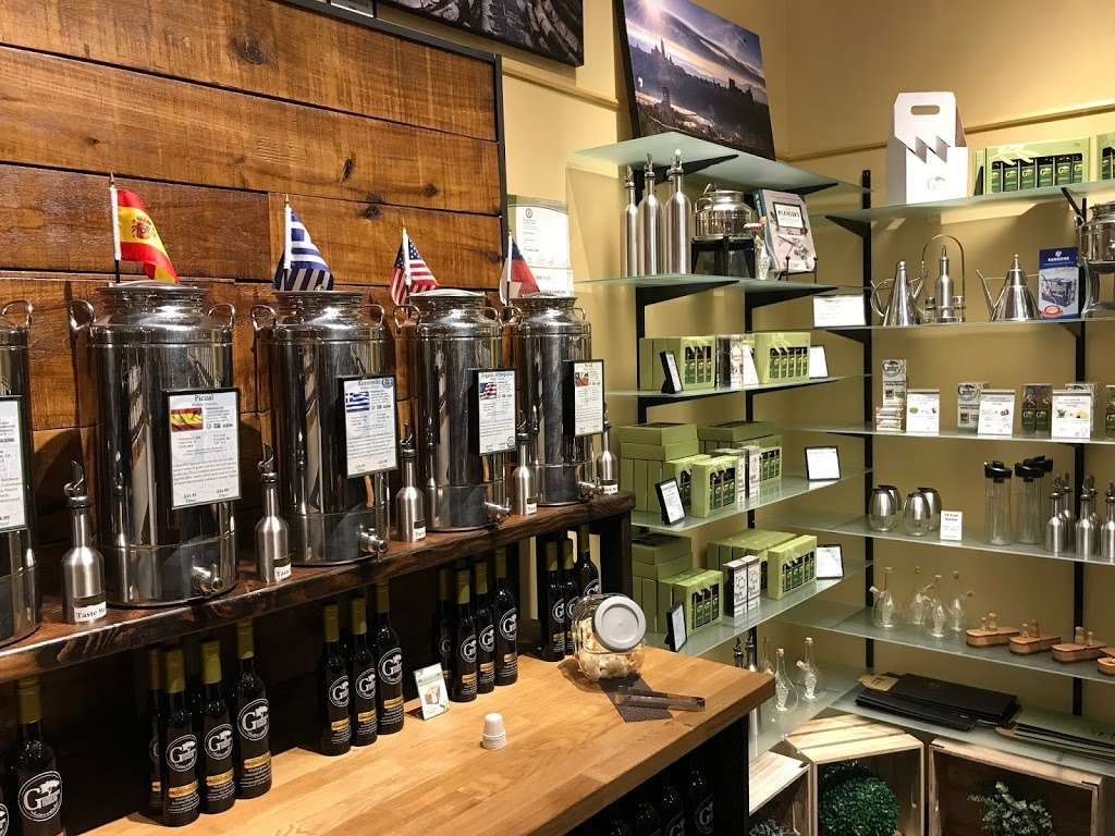 Georgetown Olive Oil Co | 181 Waterfront St, Oxon Hill, MD 20745, USA | Phone: (301) 753-7128