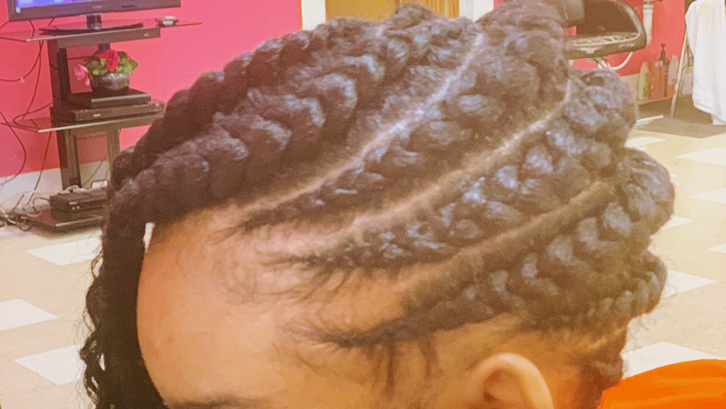 African Hair Braiding-Michelle | 6606 W Lisbon Ave, Milwaukee, WI 53210, USA | Phone: (414) 444-5055