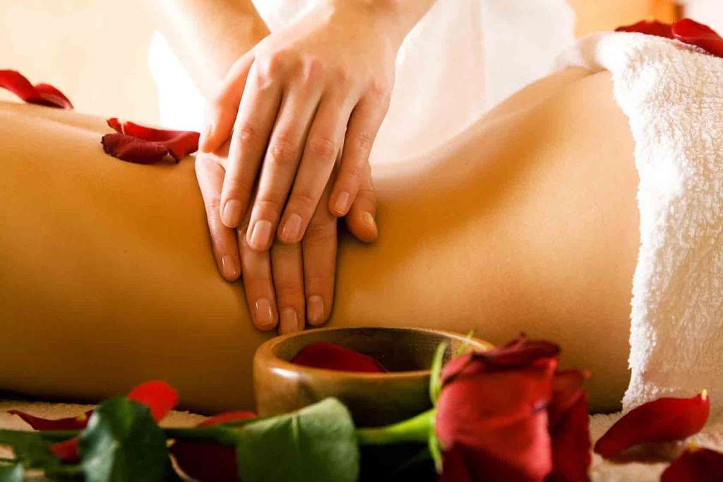 Dtox Day Spa Massage & Facials | 3206 Los Feliz Blvd, Los Angeles, CA 90039, USA | Phone: (323) 665-3869