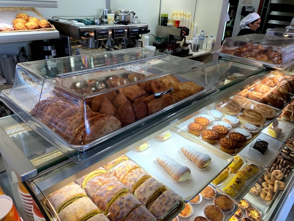 Teixeiras Bakery | 186 Ferry St, Newark, NJ 07105, USA | Phone: (973) 344-4902