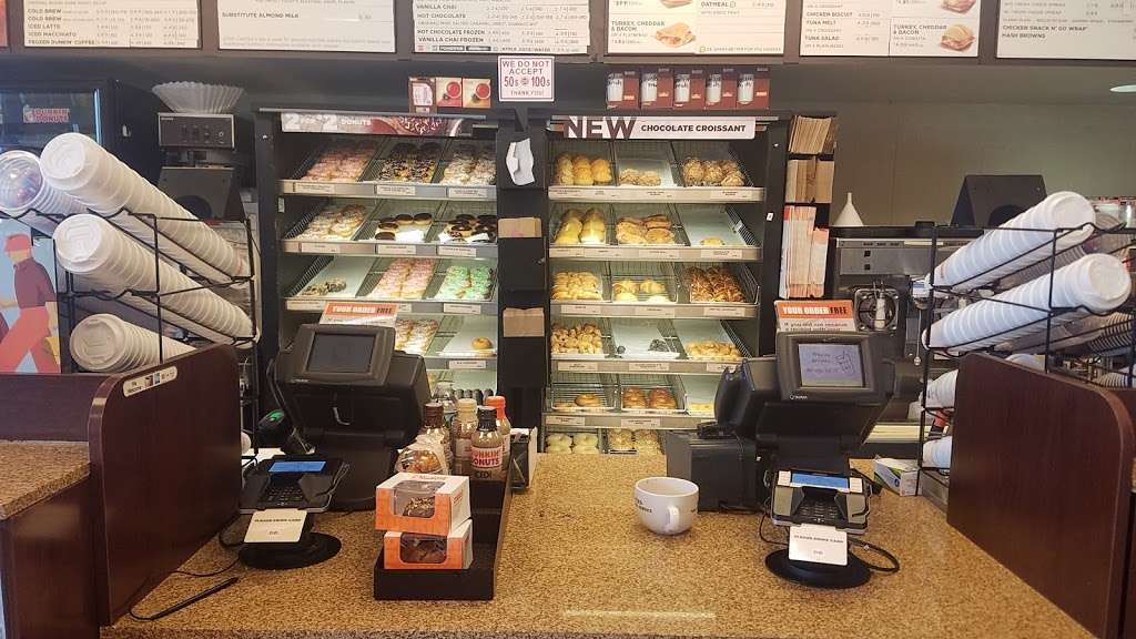 Dunkin Donuts | 2302 Knapp St #2310, Brooklyn, NY 11229, USA | Phone: (718) 332-6152