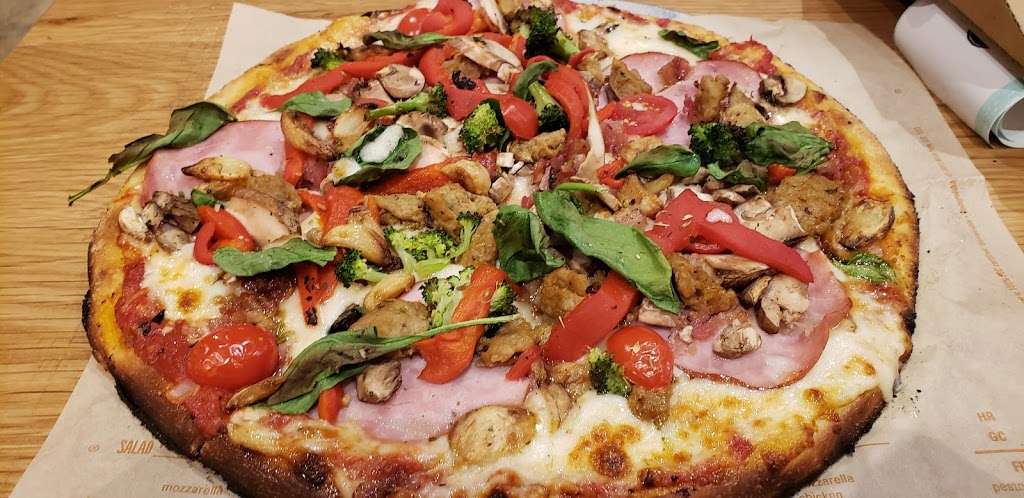 Blaze Pizza | 925 Foxcroft Ave, Martinsburg, WV 25401, USA | Phone: (304) 596-0699