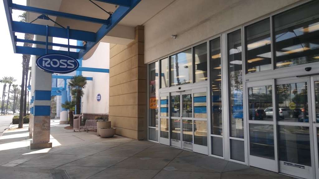 Ross Dress for Less | 4450 Ontario Mills Pkwy, Ontario, CA 91764, USA | Phone: (909) 987-4809