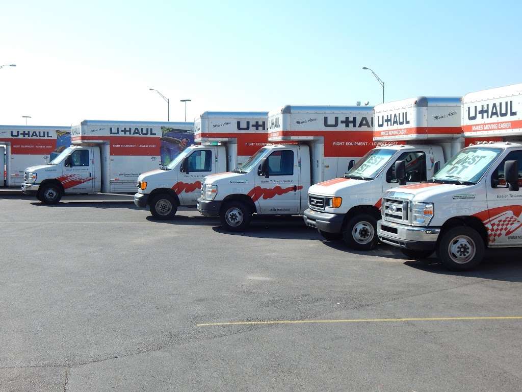 U-Haul Moving & Storage of Markham | 16643 Kedzie Ave, Markham, IL 60428, USA | Phone: (708) 331-8925