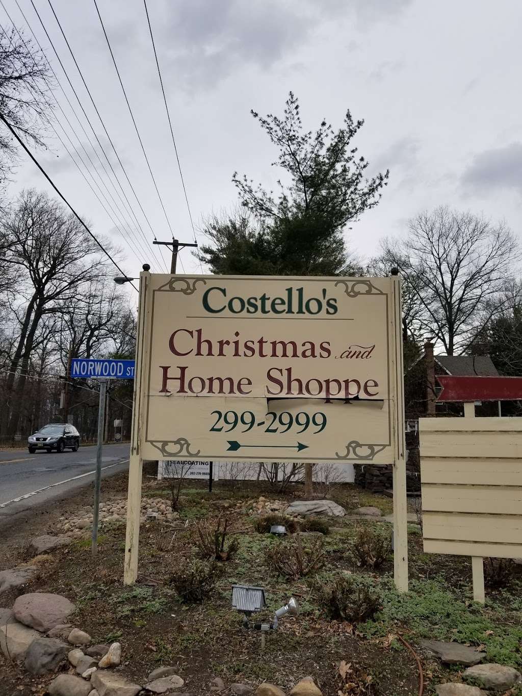 Costellos Christmas & Home | 2 Norwood Ave, Deepwater, NJ 08023, USA | Phone: (856) 299-2999