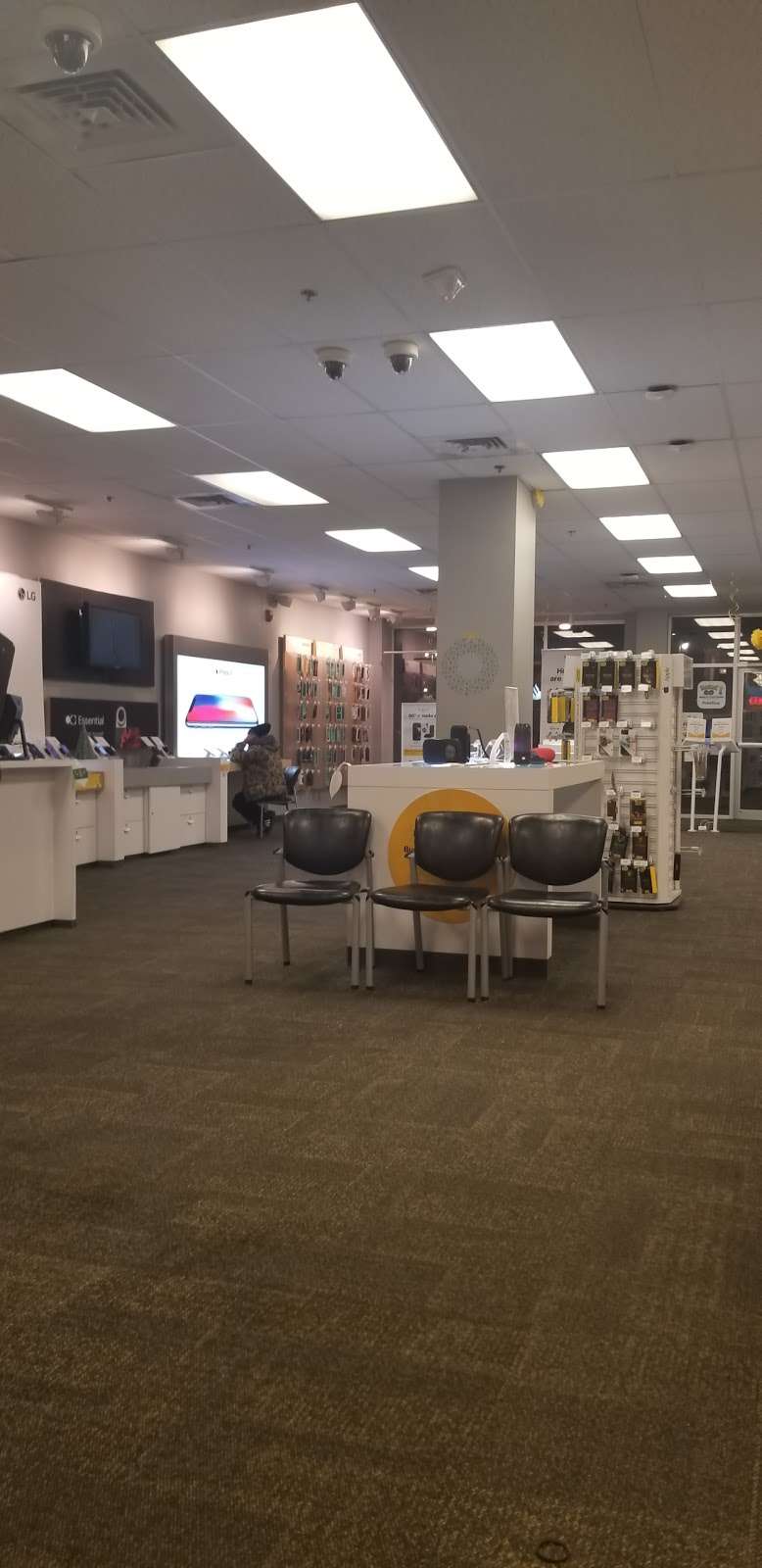 Sprint Store | 65R Boston St Ste 100, Dorchester, MA 02125, USA | Phone: (617) 740-0797