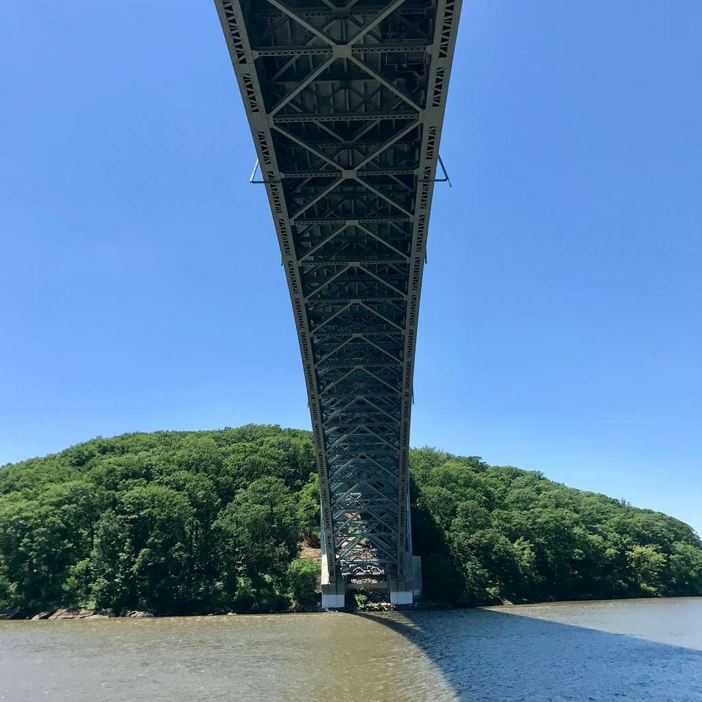 Spuyten Duyvil | Bronx, NY 10463, USA