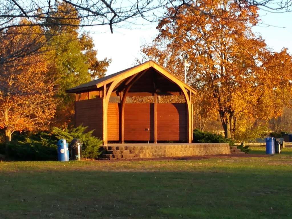 Roxbury Rotary Band Shell | 3 E Mapledale Ave, Succasunna, NJ 07876, USA