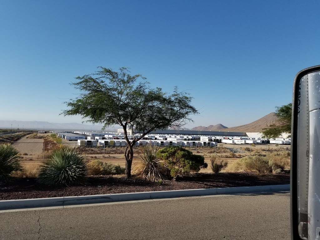 Walmart DC #7033 Truck Entry | 21539 Johnson Rd, Apple Valley, CA 92307, USA