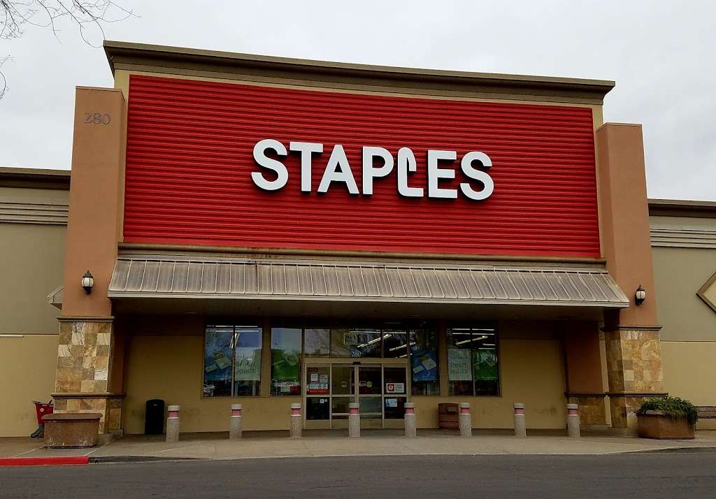 Staples | 280 W Lake Mead Pkwy, Henderson, NV 89015, USA | Phone: (702) 558-0319