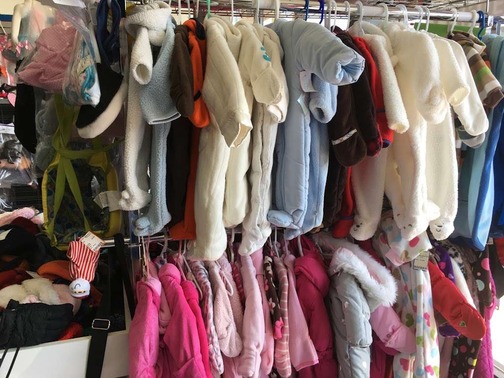 KIDDY KORNER Childrens Resale | 3716 W Elm St, McHenry, IL 60050, USA | Phone: (815) 578-9185