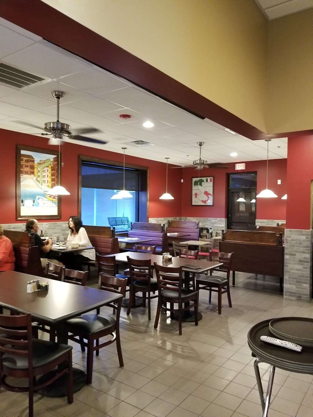 Carollos Family Restaurant & Pizza - Turnersville | 860 Route 168 Frnt, Turnersville, NJ 08012, USA | Phone: (856) 302-5991