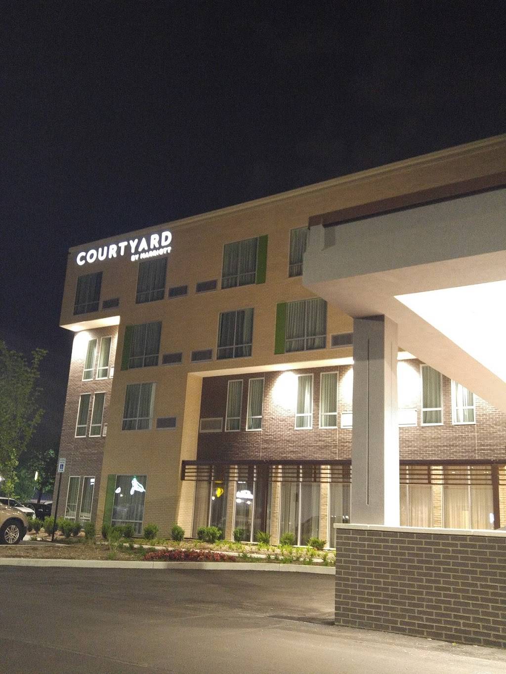 Courtyard by Marriott Indianapolis West-Speedway | 6315 Crawfordsville Rd, Speedway, IN 46224, USA | Phone: (317) 396-6600