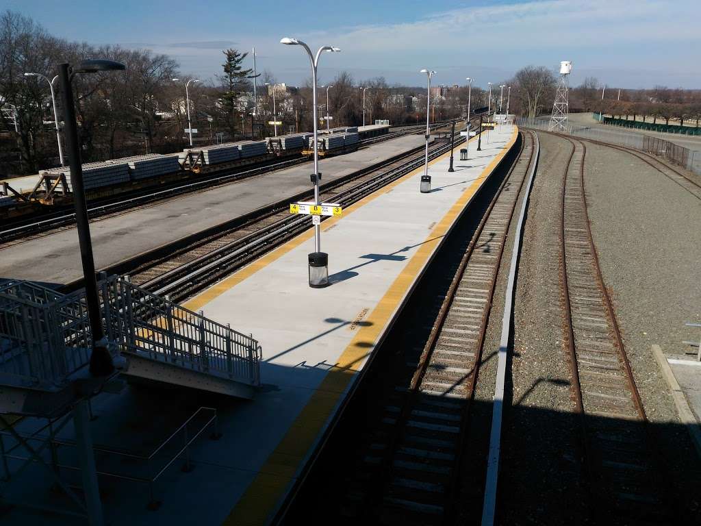 Belmont Park Station | Cross Island Pkwy, Queens, NY 11429, USA