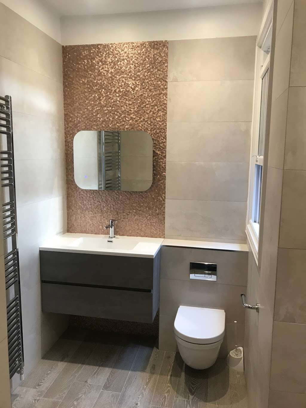 diamante tiling services ltd | 130 Eardley Rd, London SW16 5TG, UK | Phone: 07833 205833