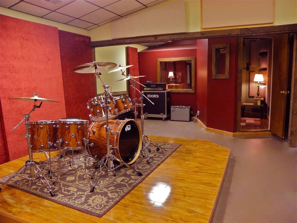 Silver Star Recording Studio | 3402 S Main St, Salisbury, NC 28147, USA | Phone: (704) 565-9155